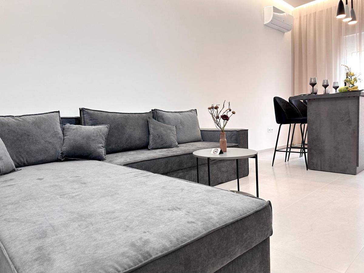 Seaside Deluxe Apartment Ялиссос Экстерьер фото