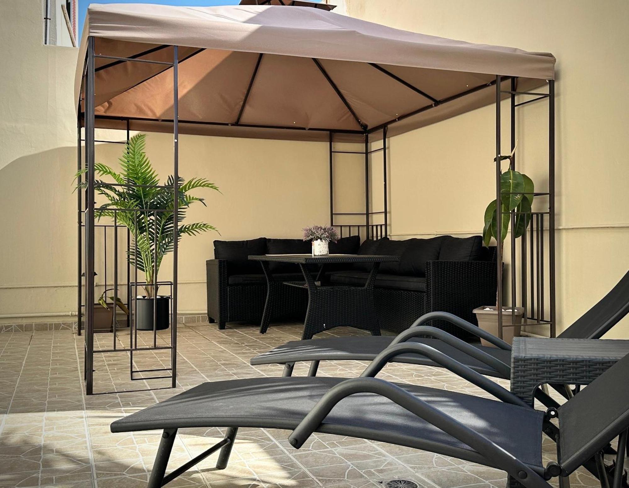 Seaside Deluxe Apartment Ялиссос Экстерьер фото
